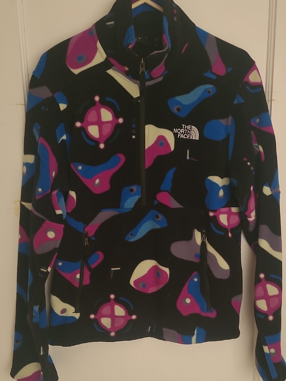 The North Face Black Fleece Half Zip, Black Blue, Pink Print -  Rare!